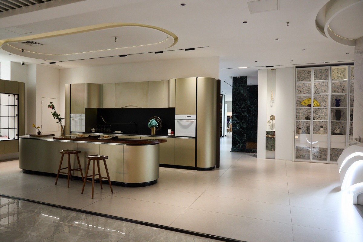 1791542834967134505754783744.jpg Moyisi showroom, Lecong, Foshan: kitchen display