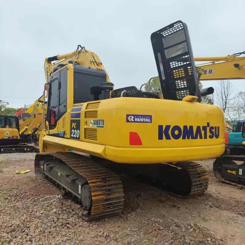 Used Komatsu PC220 Excavator