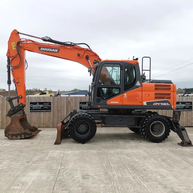 Used Doosan DX140W Excavator