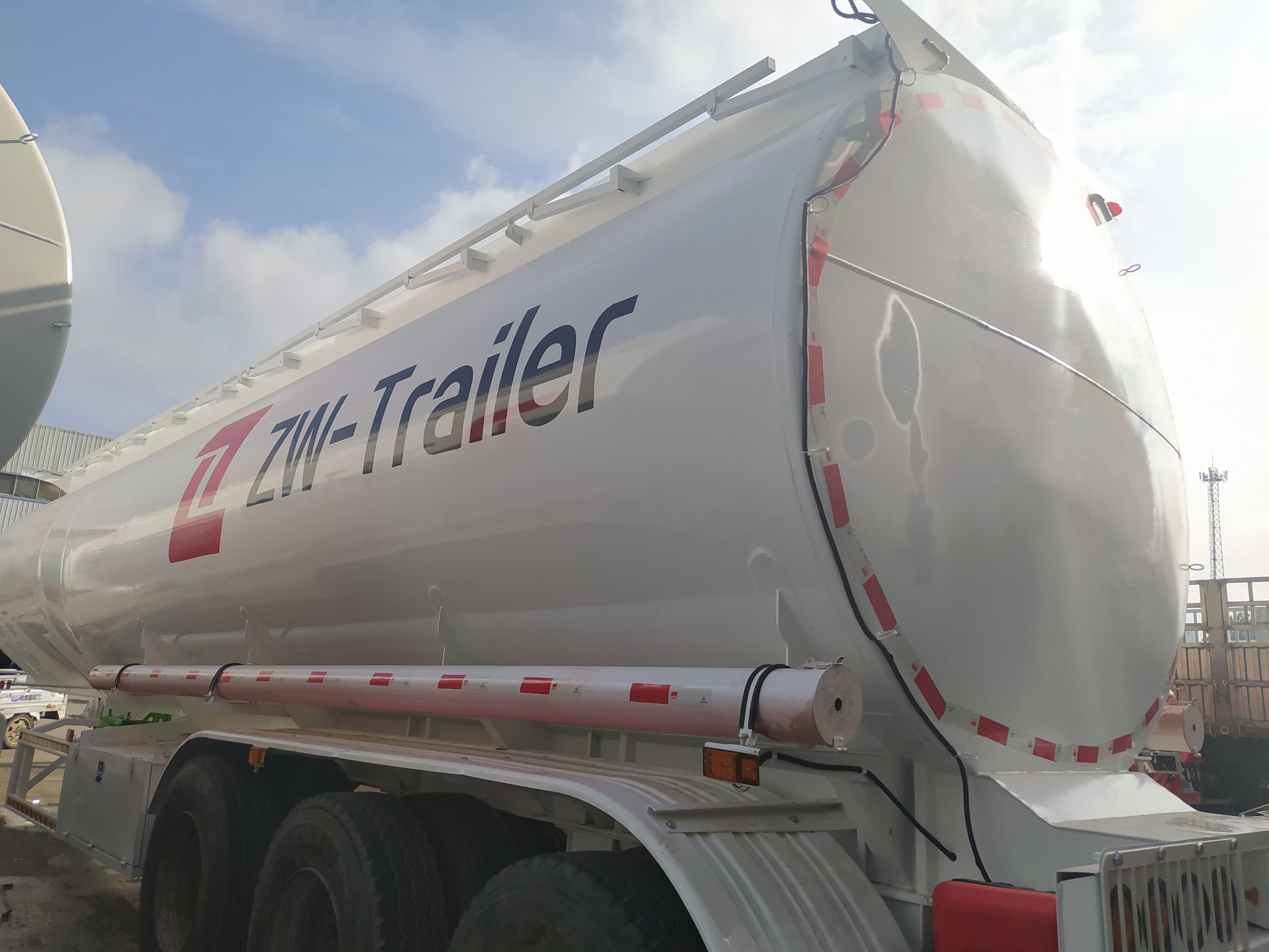 3 axle 42000L Carbon steel tank trailer