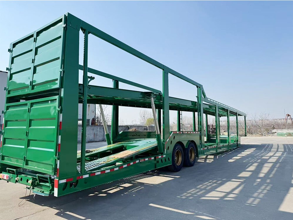 Reboque de 2 eixos para transporte de automóveis