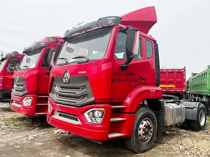 440HP HOWO NX 6x4 Tractor Truck