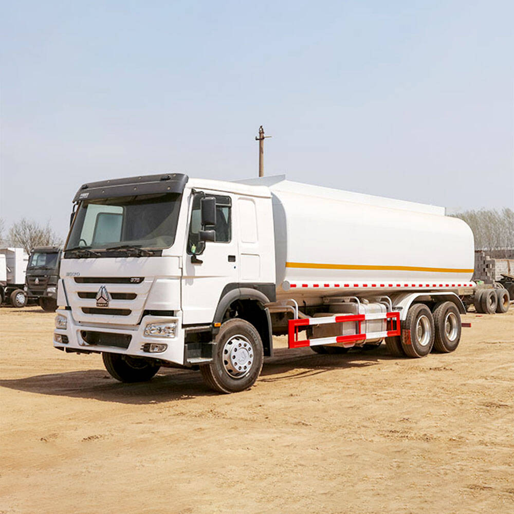 375 HP Howo Fuel Tank Truck