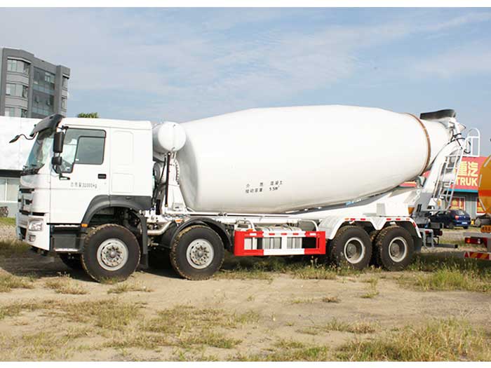 Howo 380 Concrete Mixer Truck