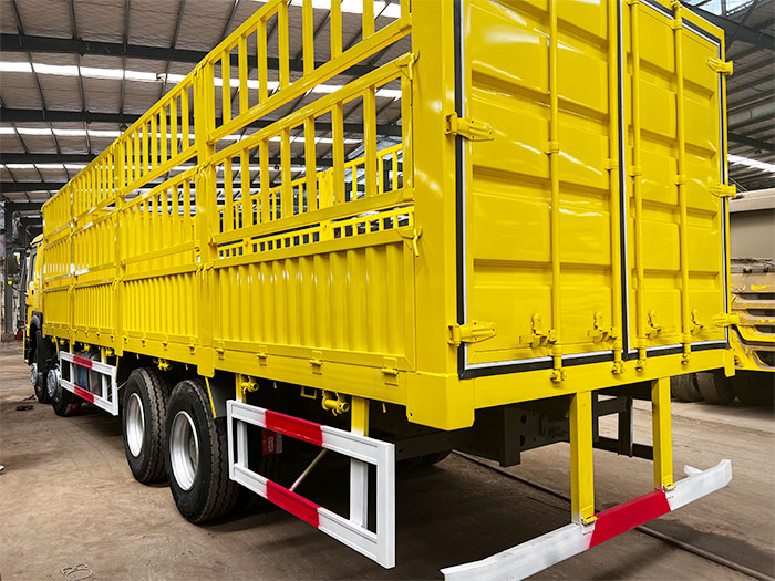 Used Sinotruk Howo Cargo Truck