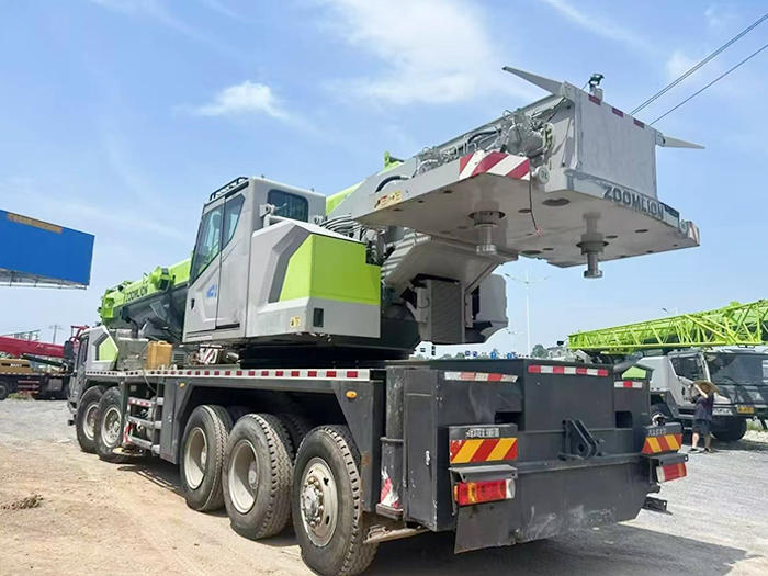 2022 Used Zoomlion Telescopic Boom Truck Crane