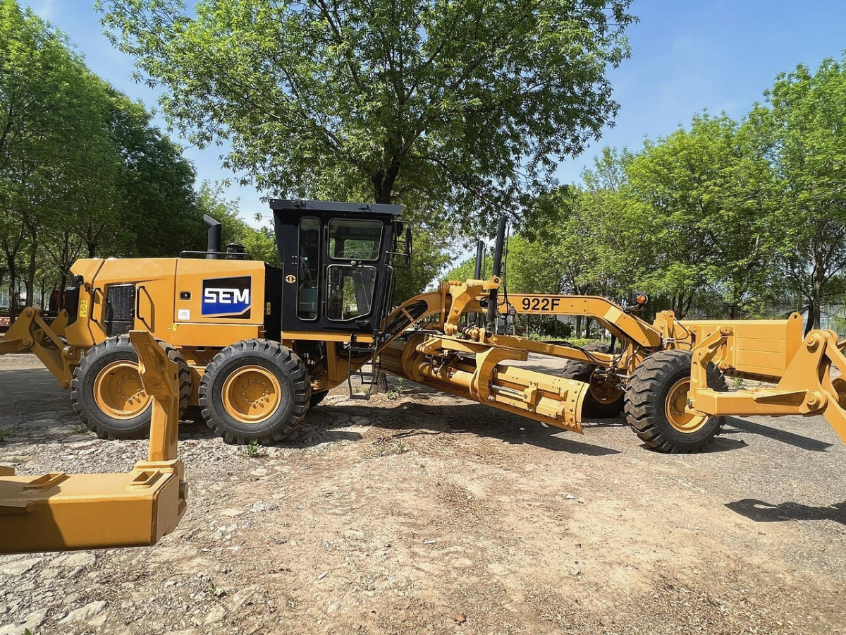 Brand New SEM 922F Motor Grader