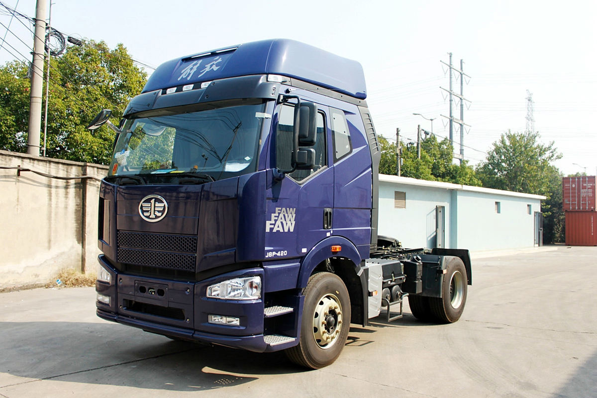 Faw J6P 4x2 420HP Tractor Truck
