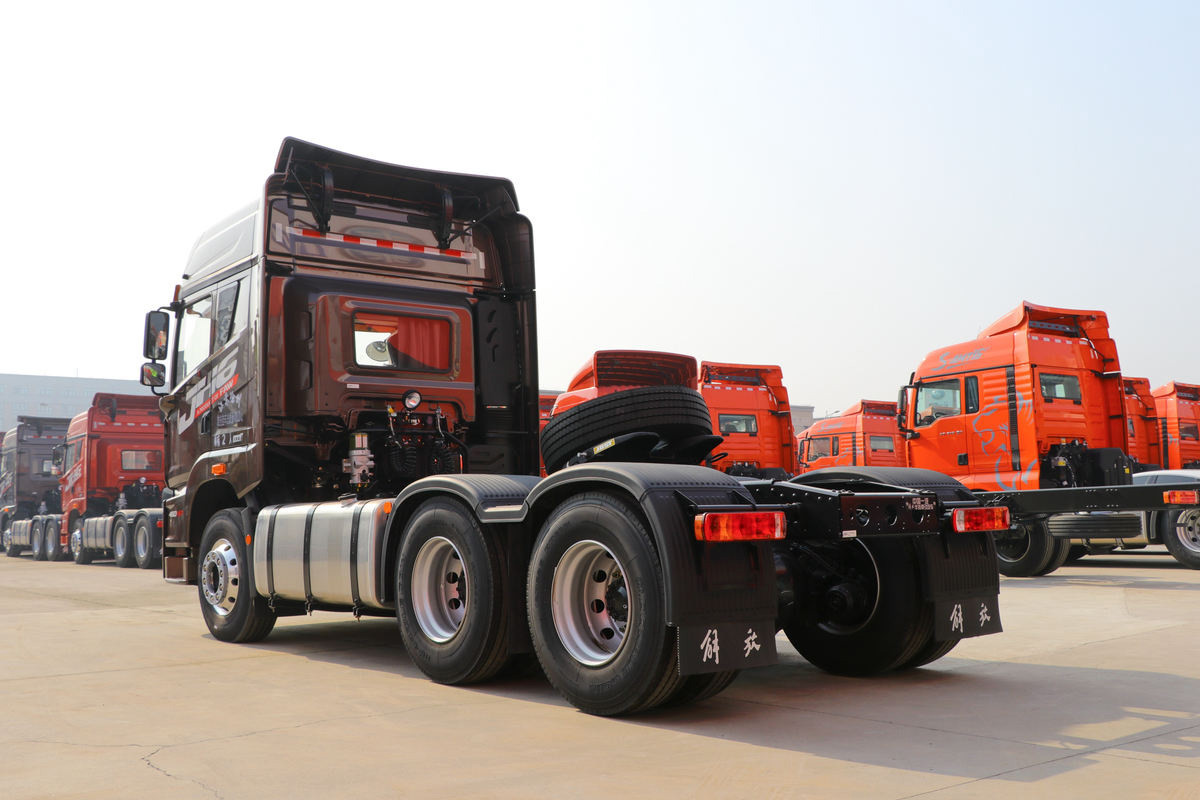 FAW JH6 6x4 460HP Tractor Truck