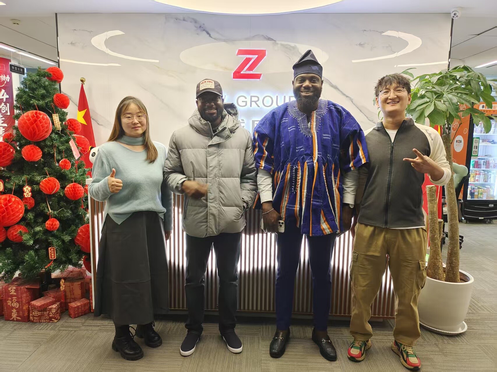 ​ Ghana Client Reorders 6 Units of new 8x4 HOWO Oil Tank Truck (27m³)