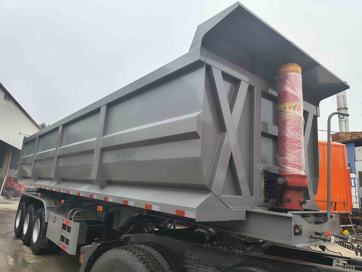 Heavy Duty Tri Axle Dump Trailer Heavy Duty Tri Axle Dump Trailer
