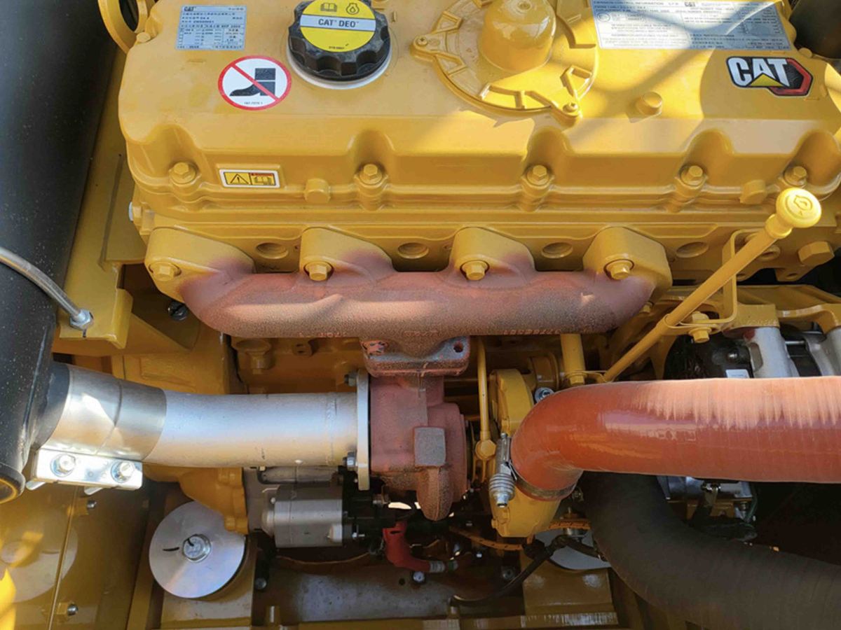  Caterpillar 320GX excavator