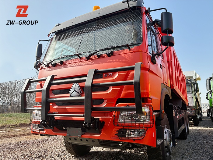 RHD Sinotruk Howo 371hp 6x4 Dump Truck