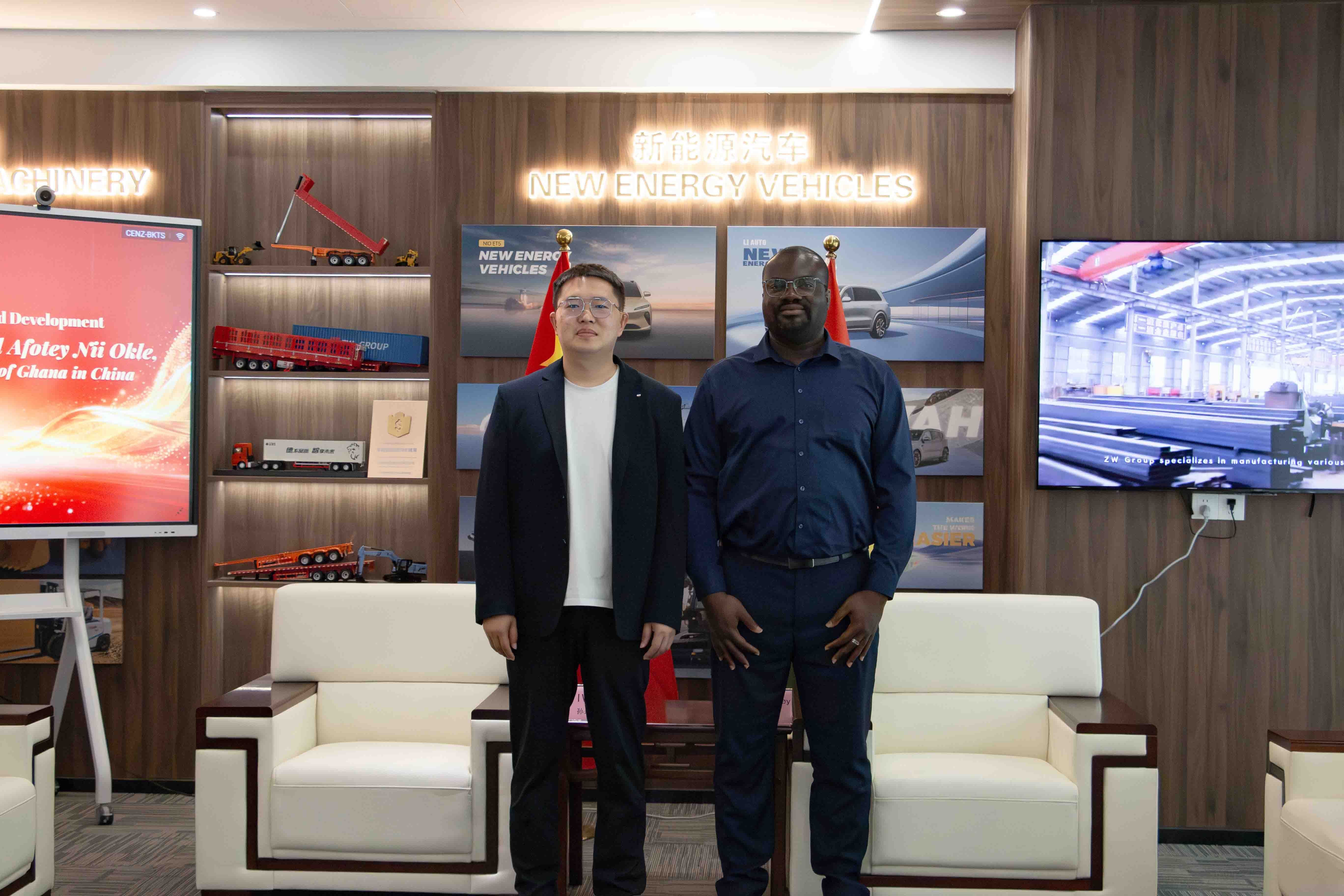 Ghana Ambassador Designates ZW Vehicle Group as Recommended Partner Ghana Ambassador Designates ZW Vehicle Group as Recommended Partner