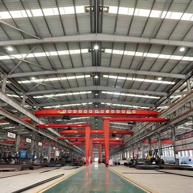 Crane-Ready Industrial Steel Workshop with Custom-Engineered Framing