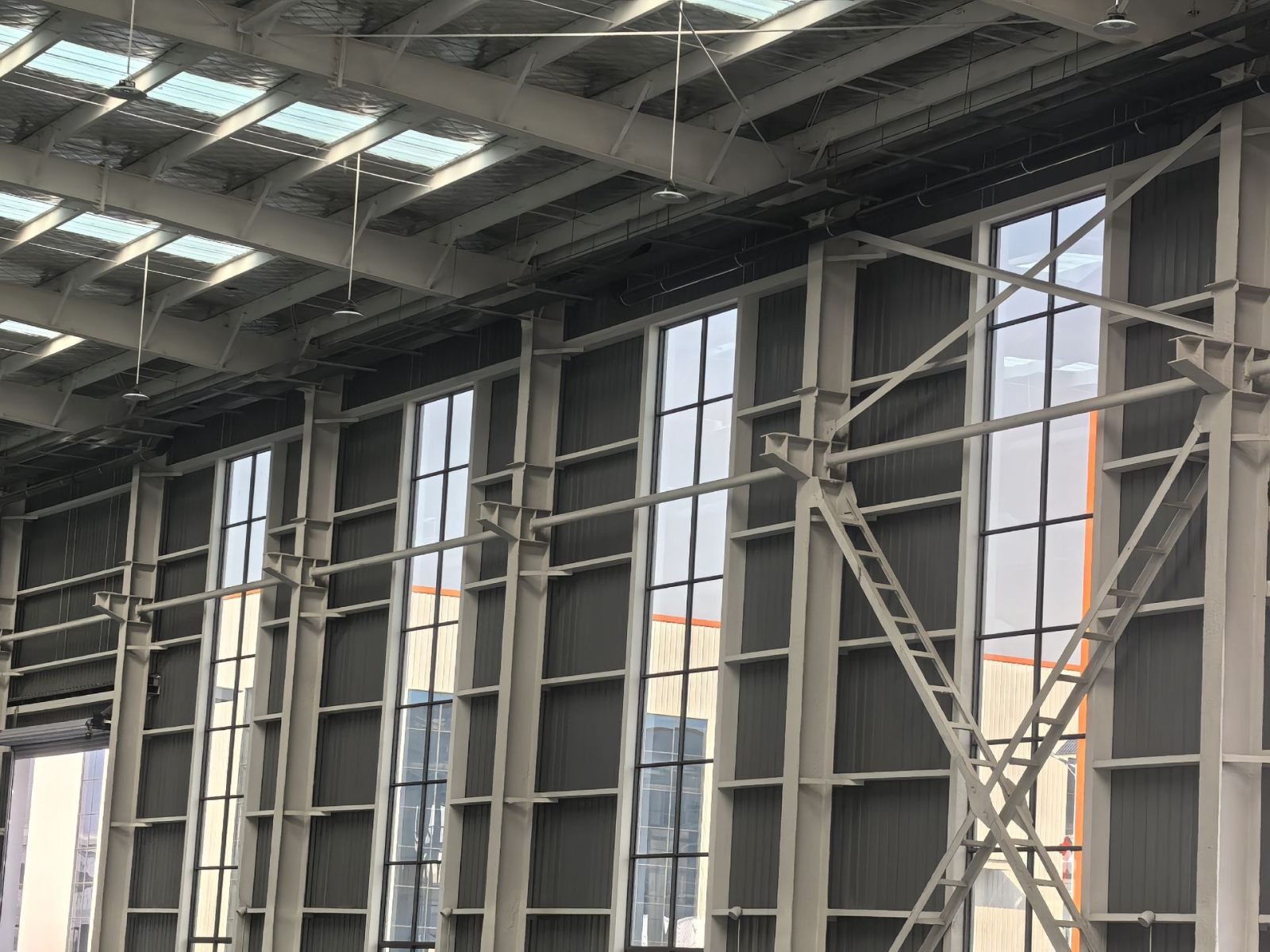 Massive Steel Structure Warehouse for Heavy Goods