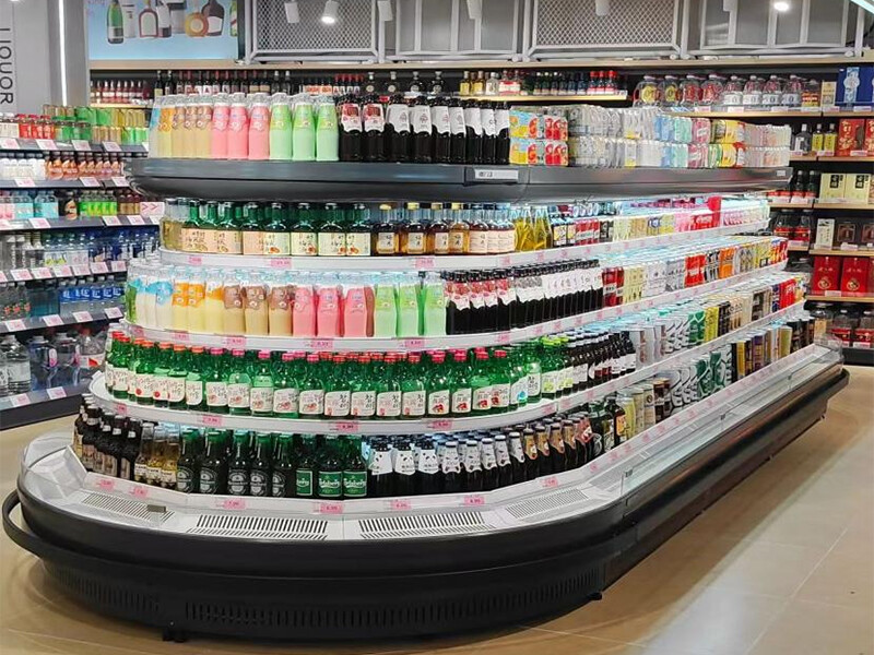 Circular island air curtain cabinet