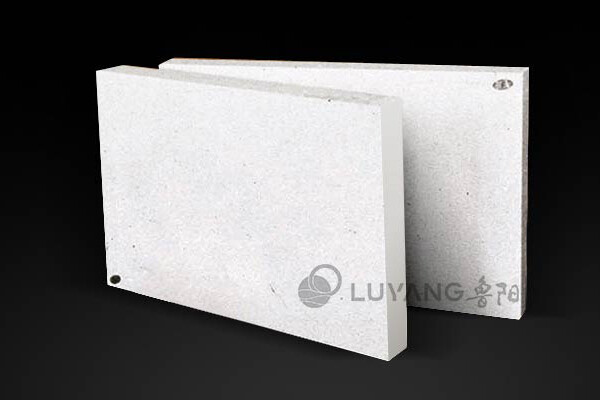 Aluminum silicate fiber backing board