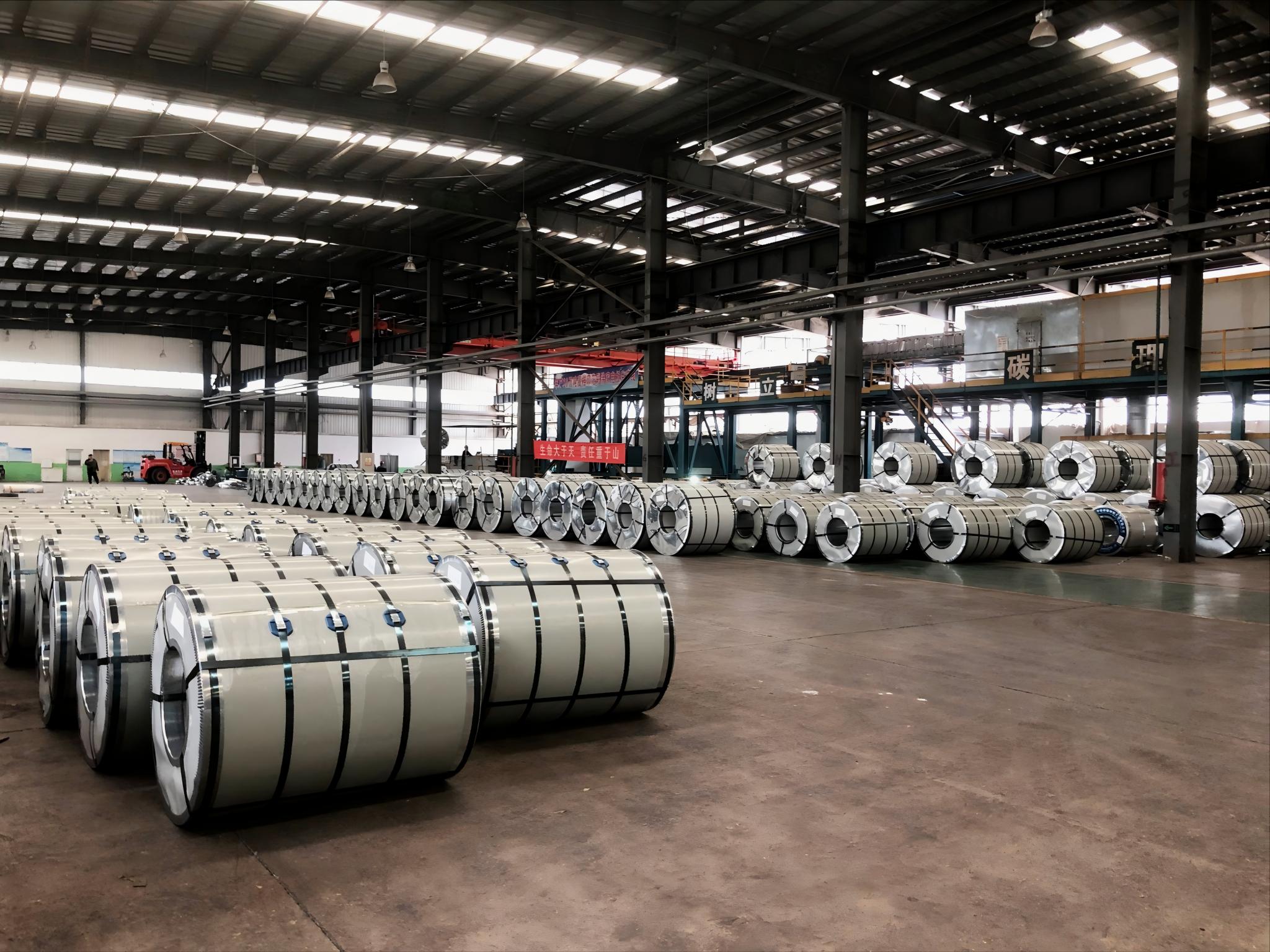 Último lote de bobinas de acero fabricado con éxito y listo para entrega inmediata