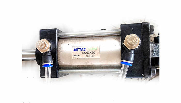 Цилиндр дверцы печи