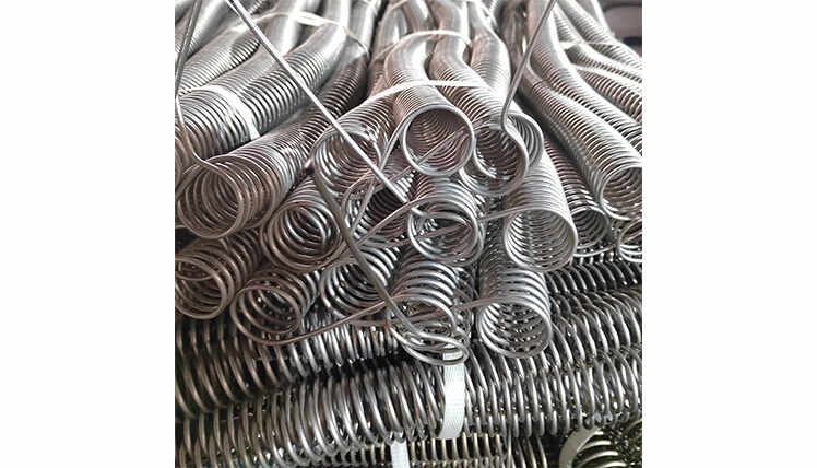 Никель-хромовые спиральные нагреватели в верхней части печи