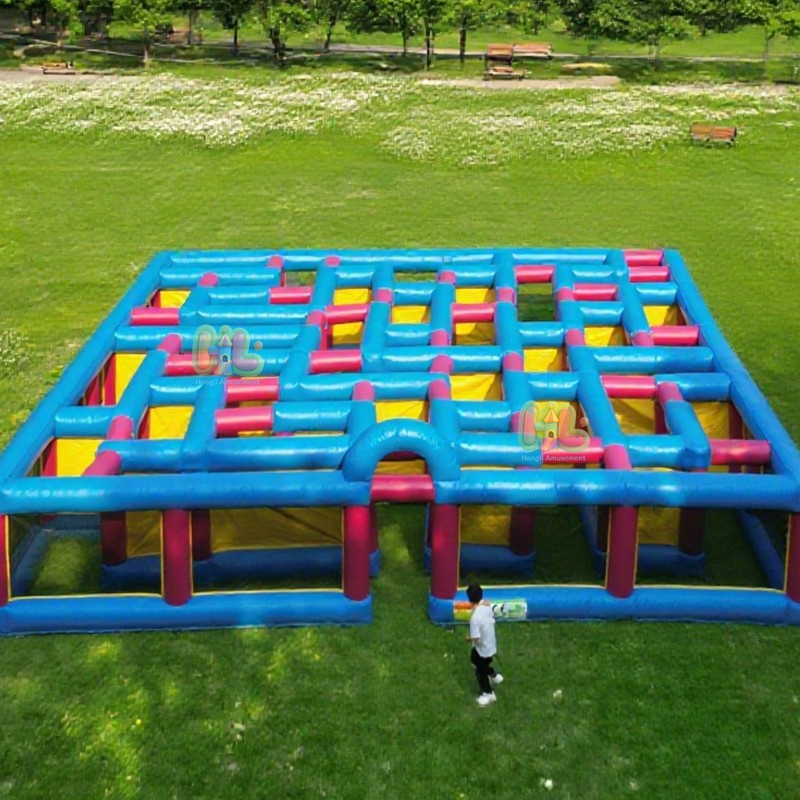 inflatable maze (2)