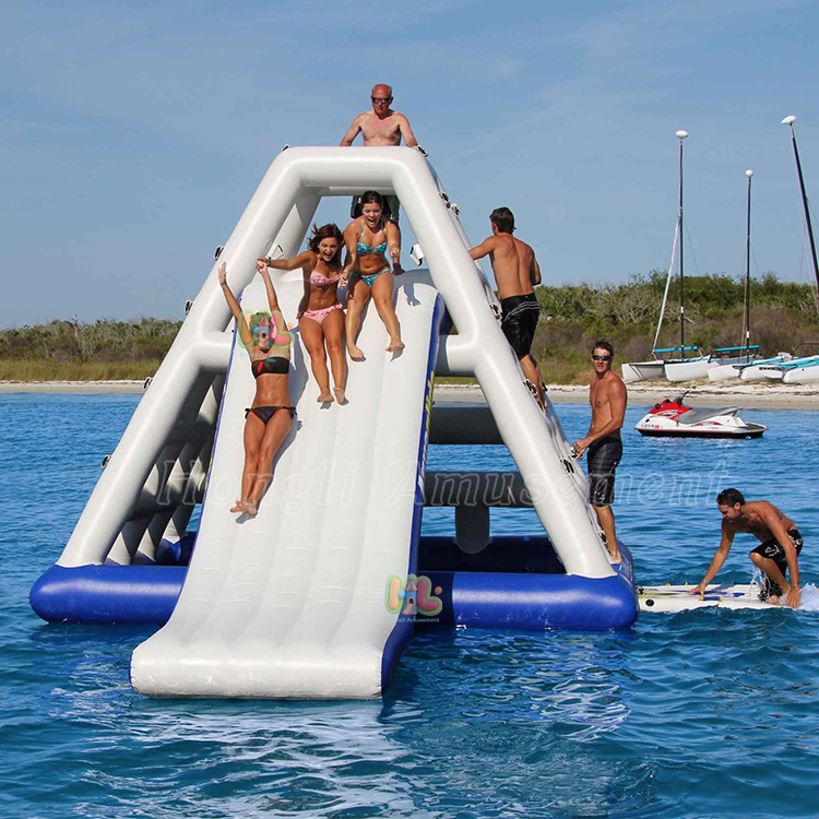 Inflatable floating Water slide