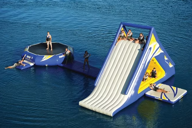 Inflatable floating Water slide