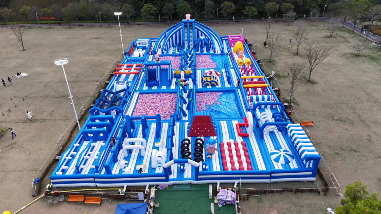 Inflatable theme Park