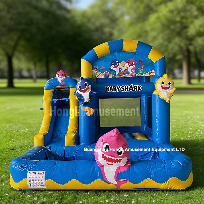 inflatable babyshark castle with water pool