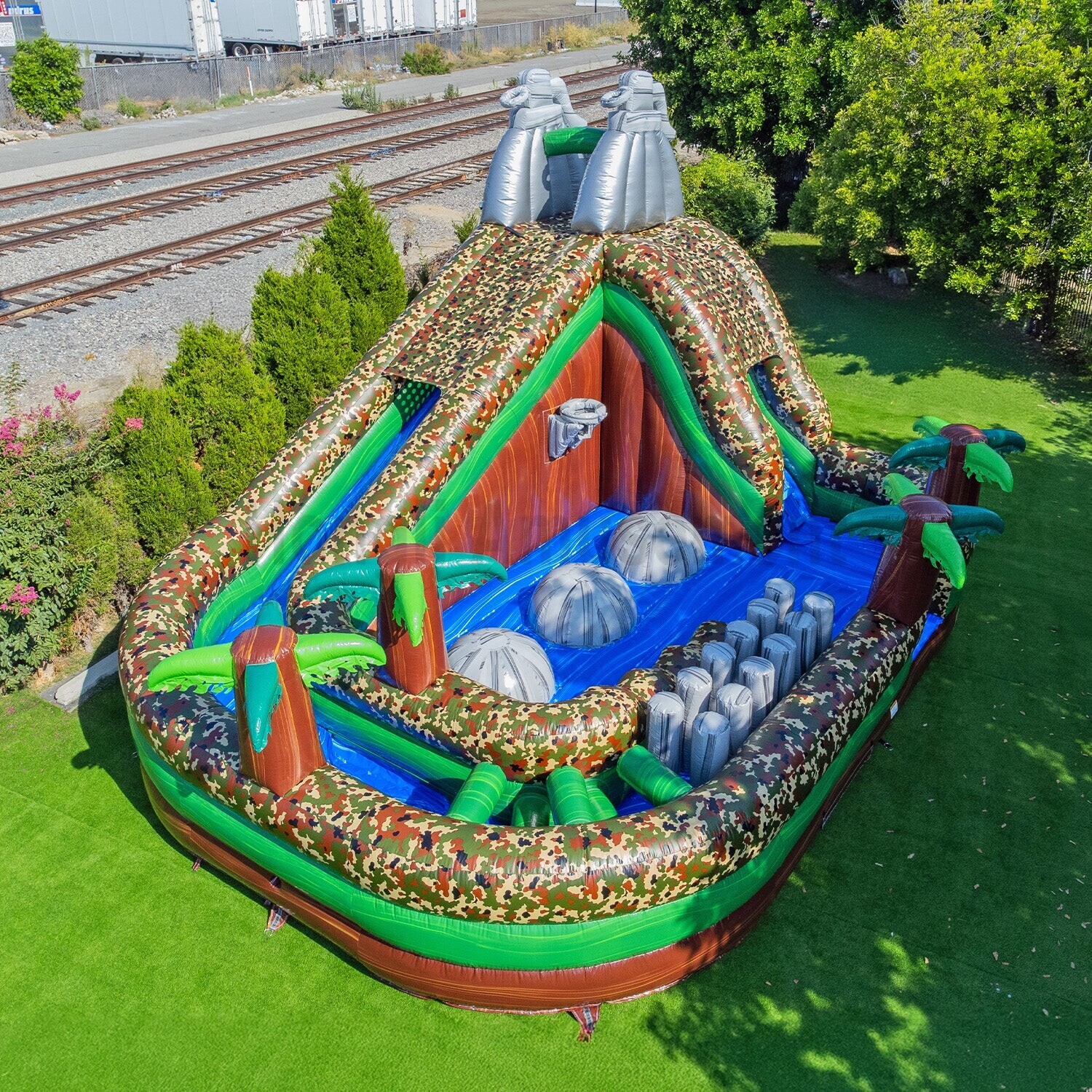 inflatable bounce castle