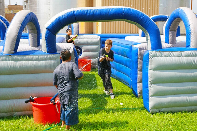 Inflatable kids fun maze arena
