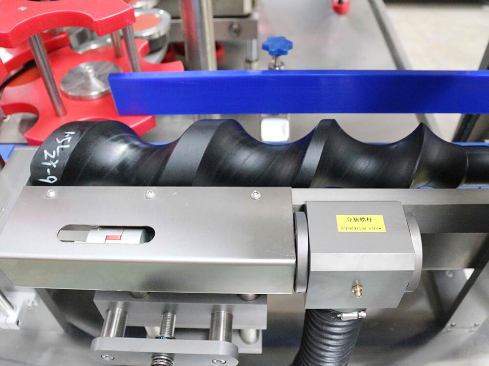 Rotary Type Hot Melt opp Labeling Machine