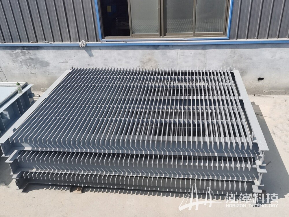 Rubbish Grill Screen