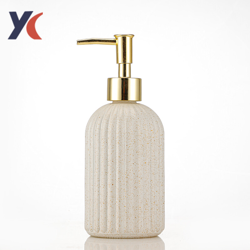 Round shoulder light bottle