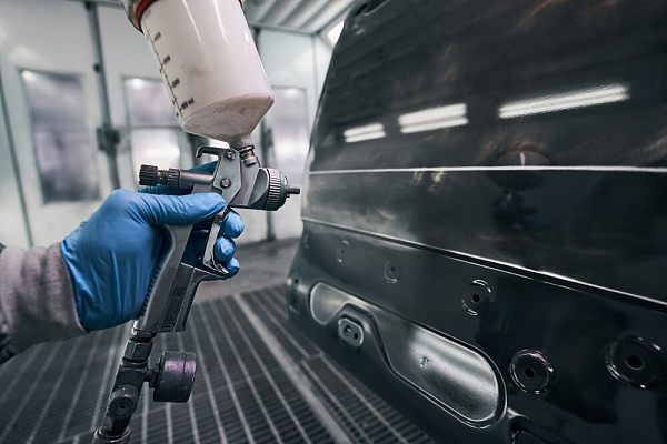 We offer comprehensive metal coating solutions with state-of-the-art equipment and experienced coating technicians and managers.