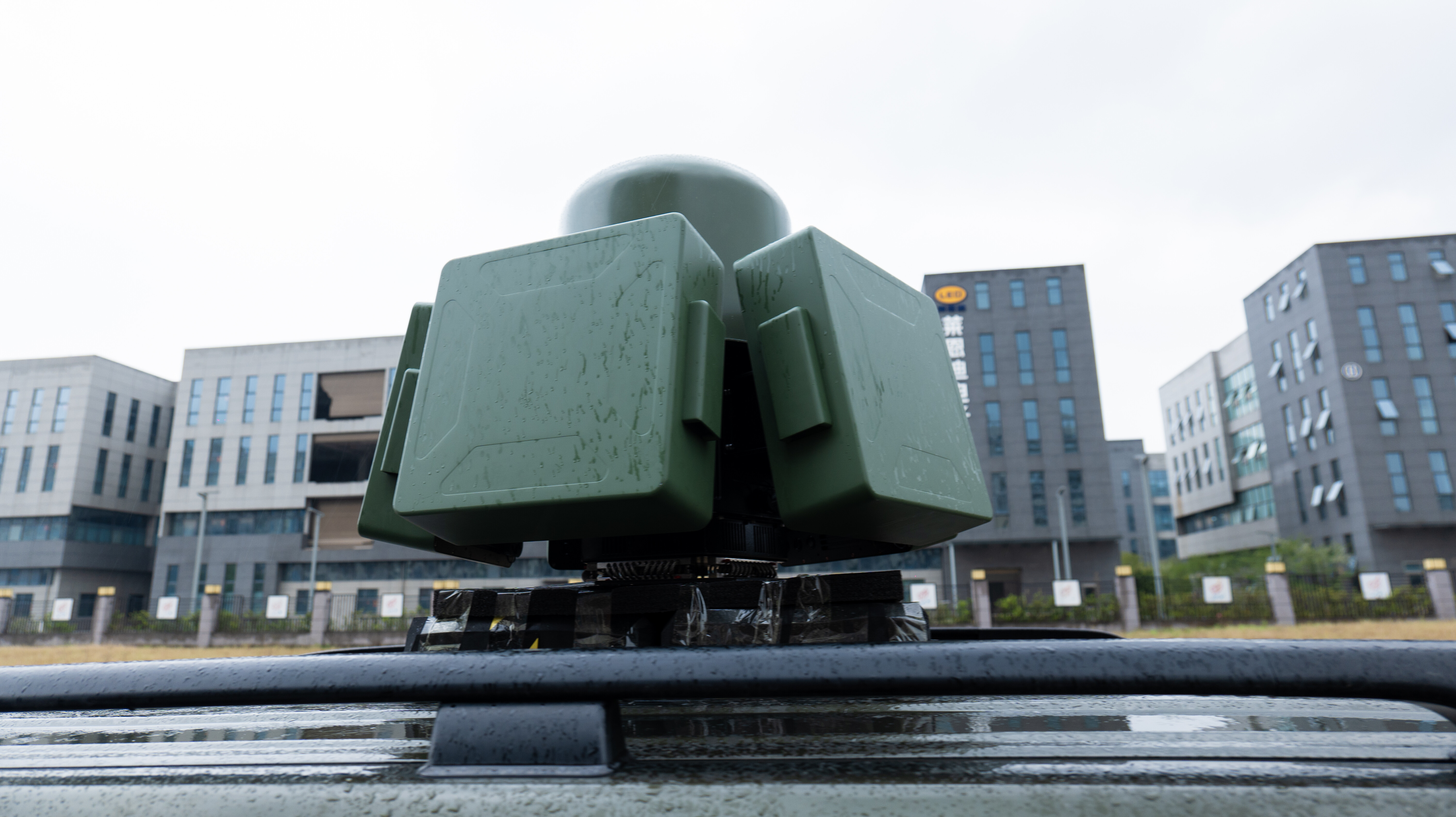 DR100-AB Vehicle-mounted Drone Detection and Jamming Equipment