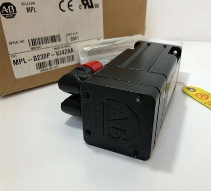 Allen Bradley MPL-B430P-SJ74AA Servo Motor Bulletin MPL LL
