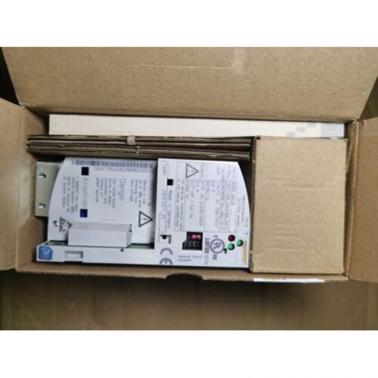 ONE NEW Lenze E82EV371_2C E82EV371K2C Inverter