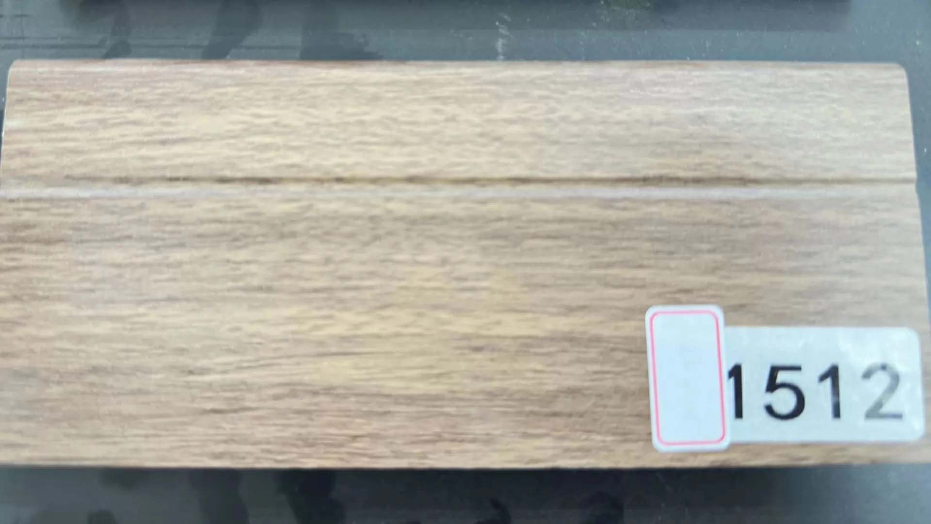 Moulding Wood by Moulding Machine Wood