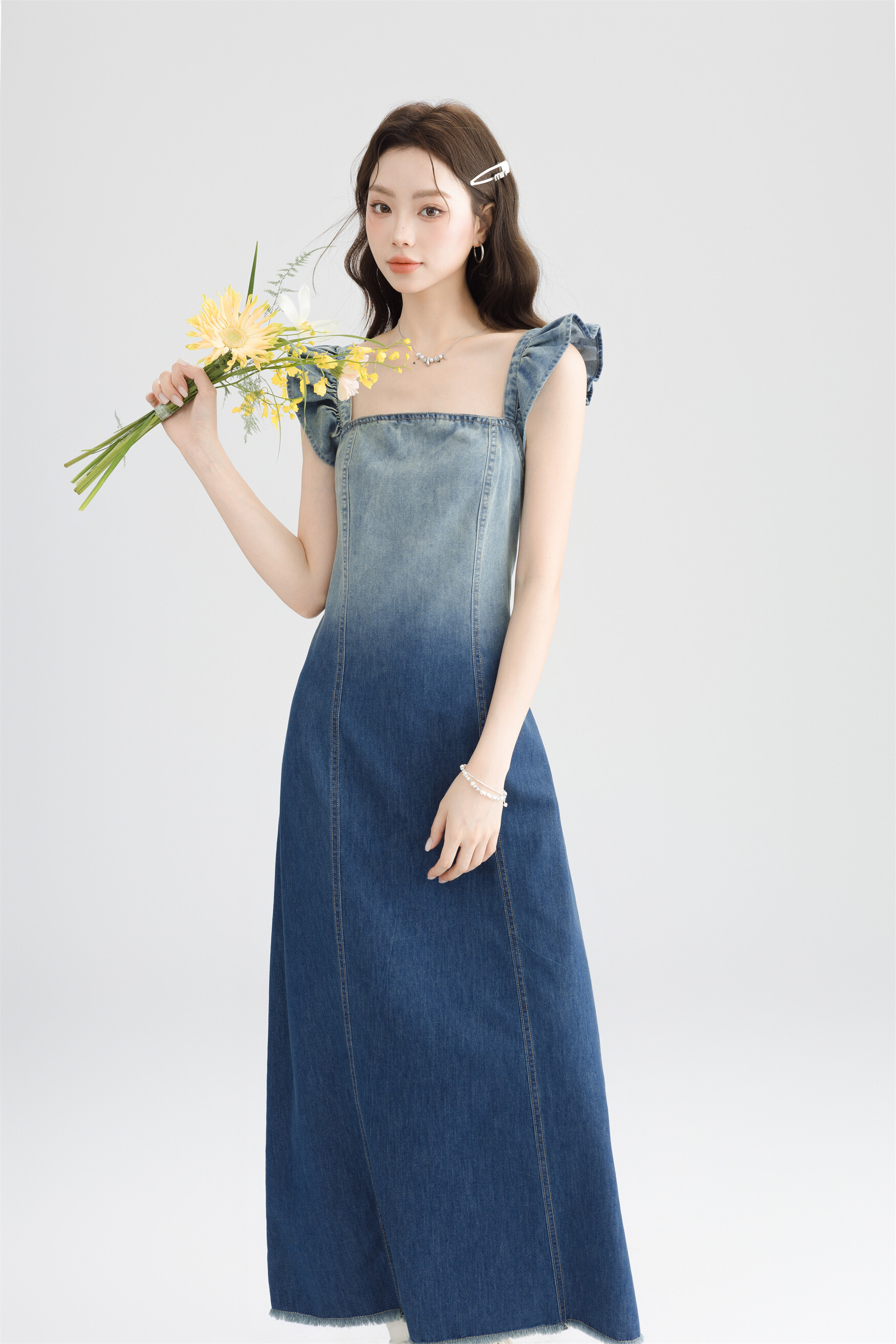 Denim camisole dress1