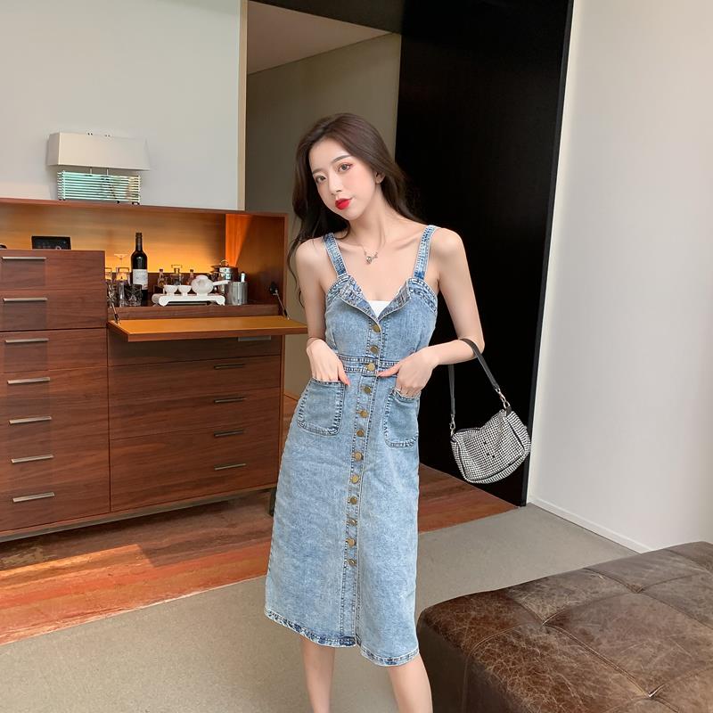 Denim camisole dress5