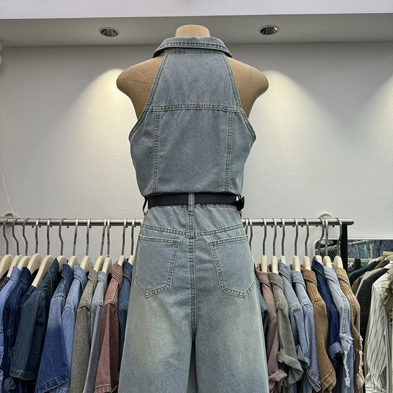 Denim short-sleeved jumpsuit 4