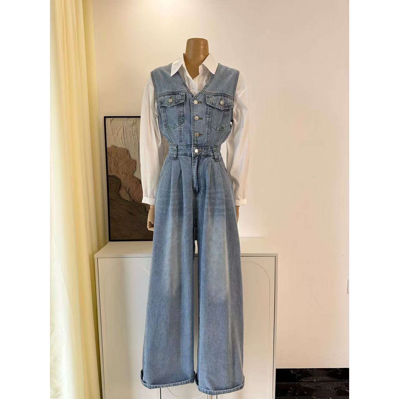 Denim short-sleeved jumpsuit 3