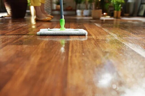 Wet-Clenning-for-SPC-Flooring.jpg