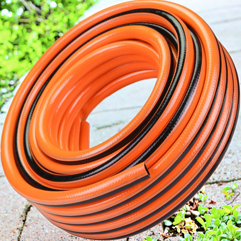 Agricultural PVC garden hose is non-toxic, odorless, UV resistant, and has the best functional flexibility. The flexible plastic pipe has competitive water prices