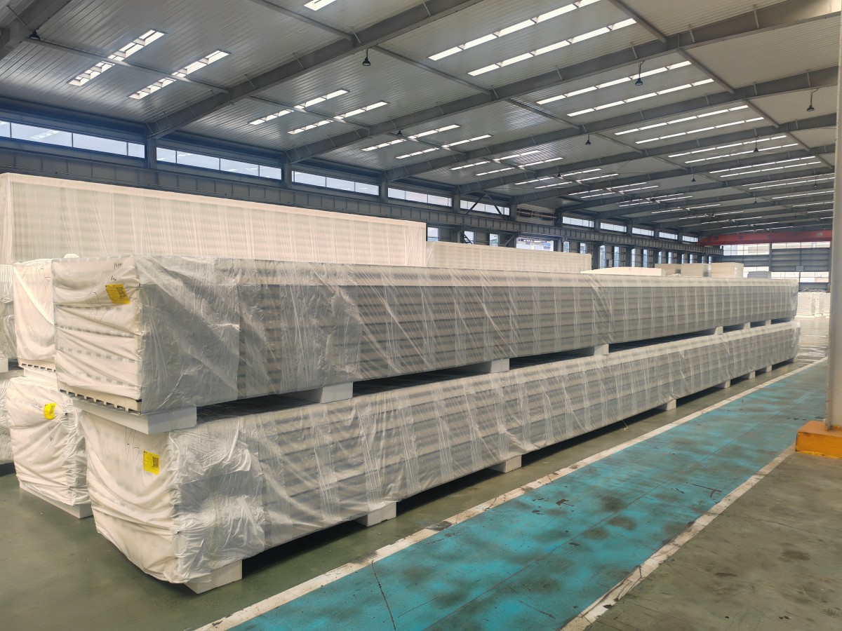 1-1-3,EPS夹芯板车间堆垛图 1-1-3,EPS夹芯板车间堆垛图