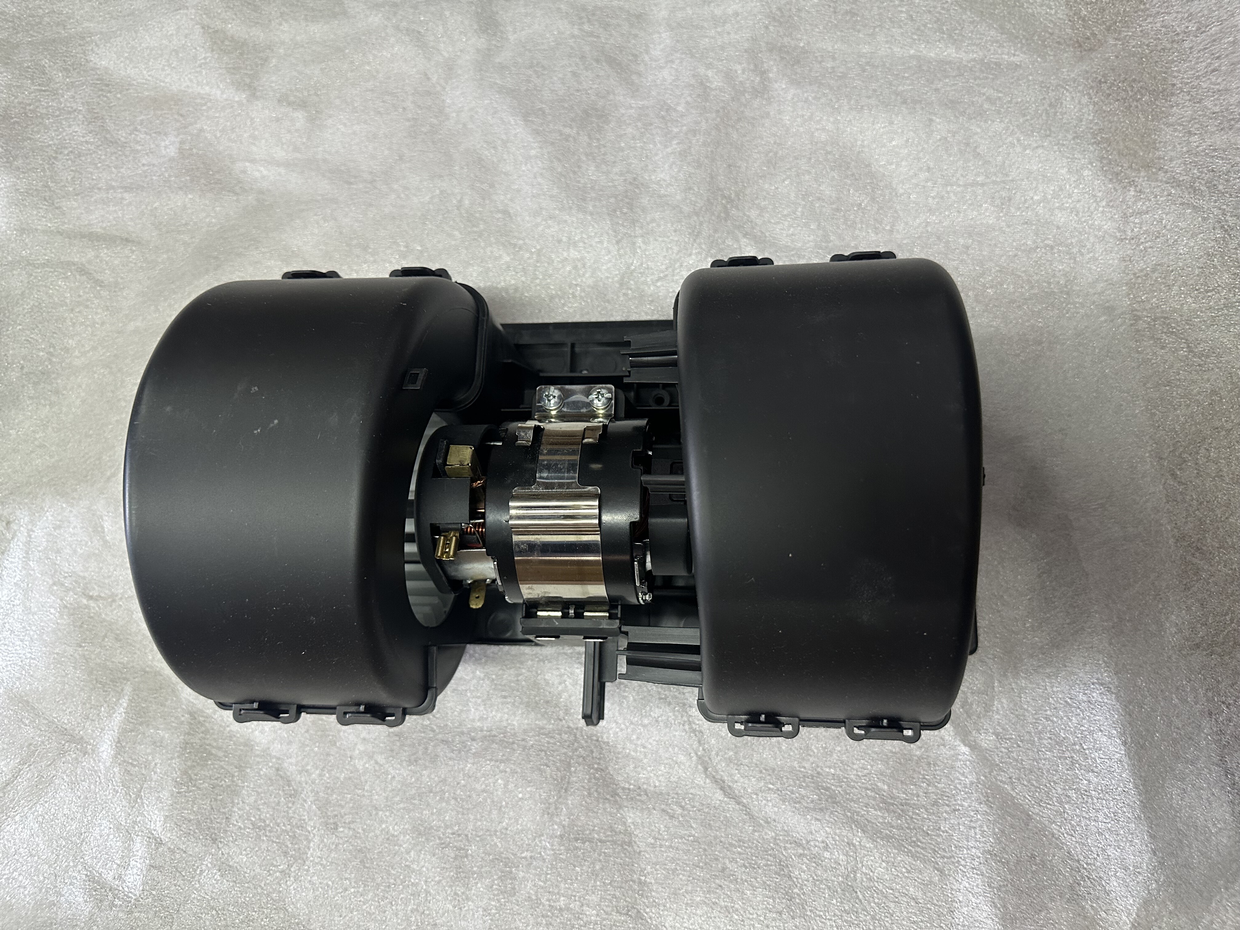 豪沃A7（T7H） 24V