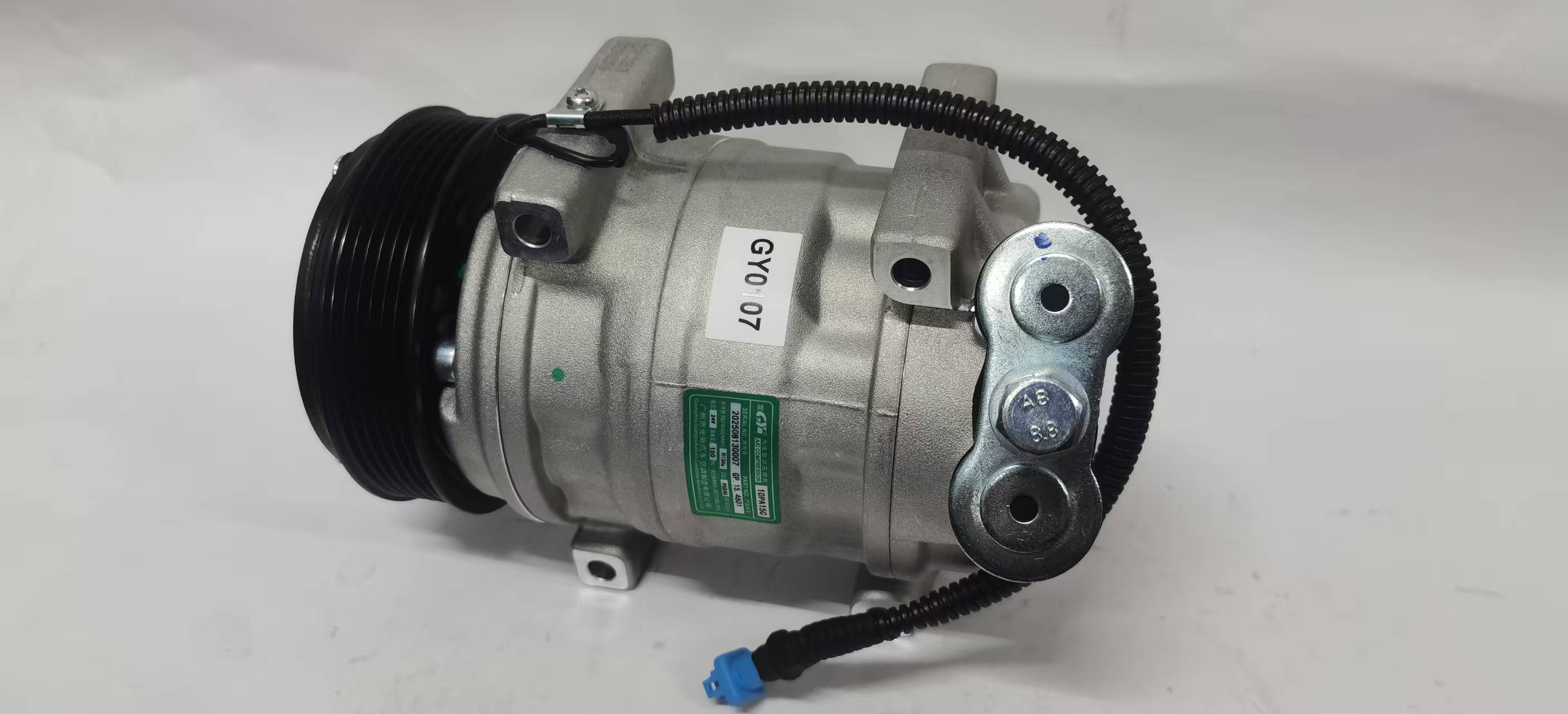 10PA15C  GP.15.4601  陕汽德龙X3000 6PK 24V 串四脚斜出