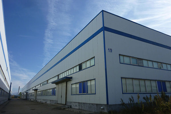 Are Steel Structure Warehouses the Best for Heavy Loads?